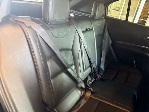 Used 2022 Cadillac XT4 Luxury w/ Cold Weather Package image 25