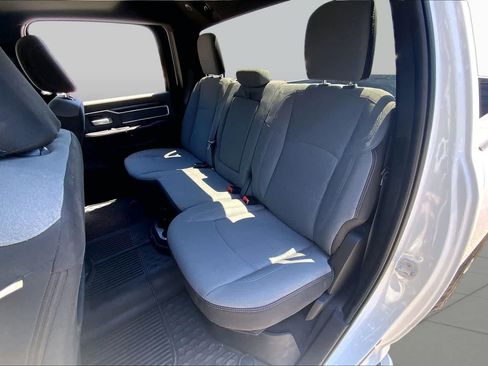 Used 2022 RAM 2500 Big Horn w/ Level 1 Equipment Group AWD/4WD image 21