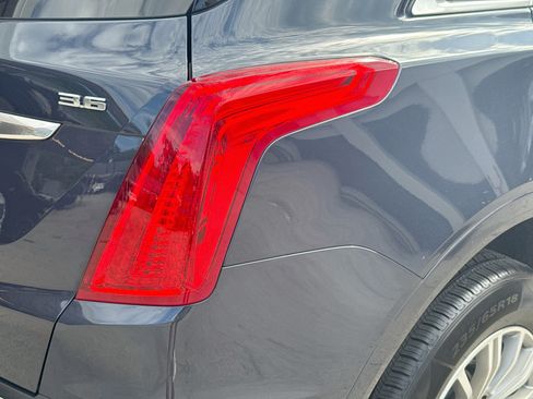 Used 2019 Cadillac XT5 Luxury FWD image 27