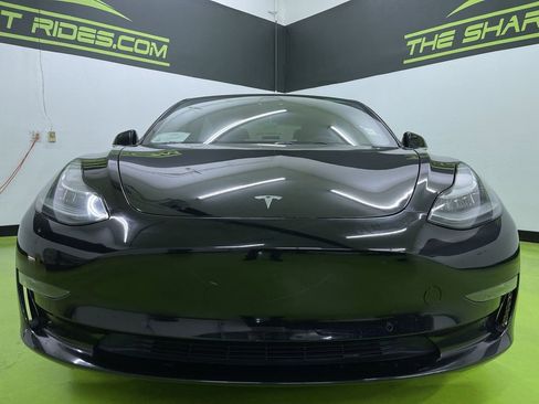 Used 2018 Tesla Model 3 Long Range image 3