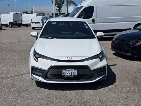 Used 2022 Toyota Corolla SE w/ Carpet Mat Package (TMS) FWD image 2