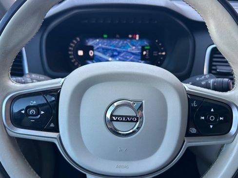 Certified 2023 Volvo XC90 T8 Plus AWD/4WD image 28