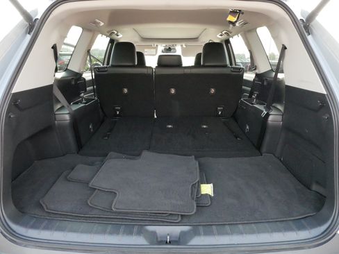 Used 2025 Toyota Grand Highlander AWD image 18