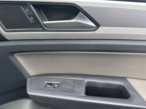 Used 2021 Volkswagen Atlas S image 20