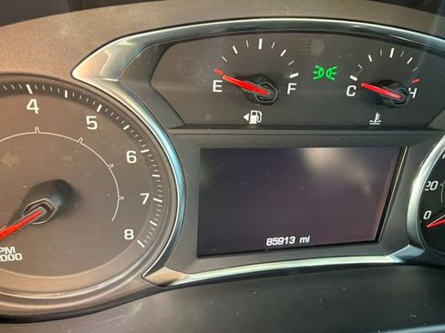 Used 2018 GMC Acadia SLE w/ LPO, Black Accent Package AWD/4WD image 7
