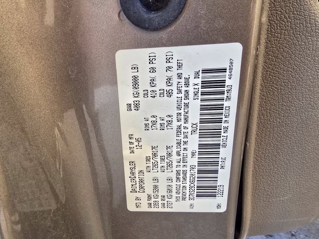 Used 2006 Dodge Ram 2500 Truck SLT AWD/4WD image 19