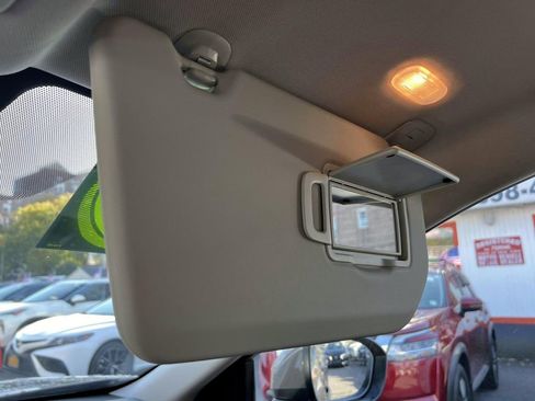 Used 2025 Nissan Rogue SV image 42