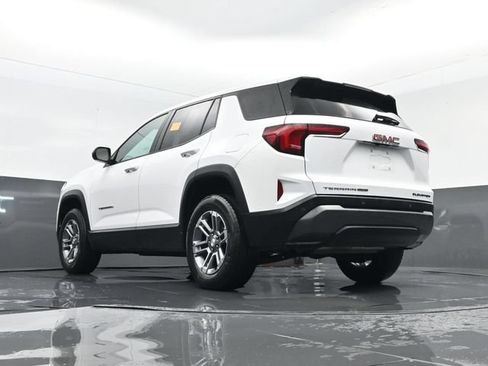 Used 2025 GMC Terrain Elevation AWD/4WD image 25