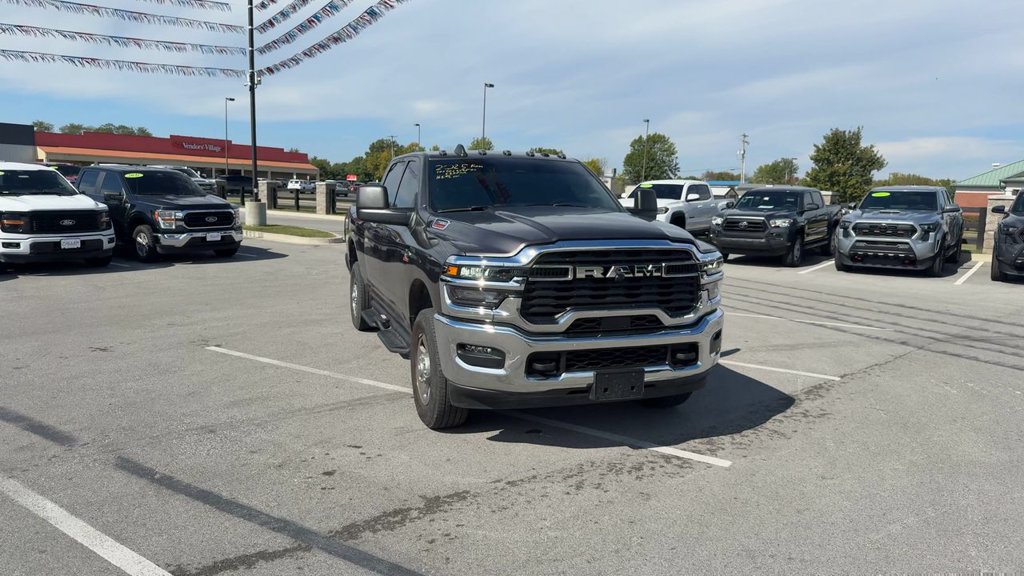 Used 2025 RAM 2500 Tradesman w/ Chrome Appearance Group AWD/4WD image 9