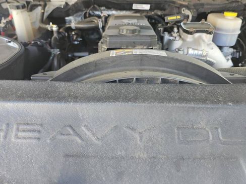 Used 2018 RAM 2500 Big Horn w/ Sport Appearance Group AWD/4WD image 9