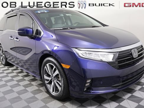 Used 2023 Honda Odyssey Touring image 1