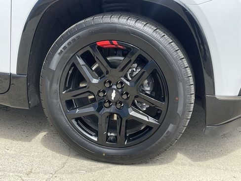 Used 2021 Chevrolet Traverse Premier w/ Redline Edition AWD/4WD image 34