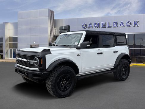 Certified 2022 Ford Bronco Wildtrak AWD/4WD image 33