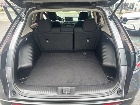 Used 2024 Honda HR-V LX image 12