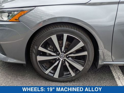 Used 2022 Nissan Altima 2.5 SR image 11