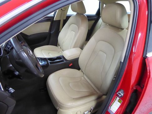 Used 2013 Audi A4 2.0T Premium w/ Convenience Pkg image 18
