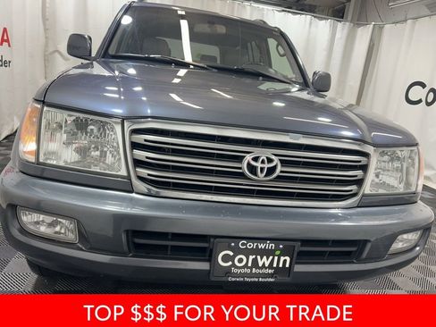 Used 2004 Toyota Land Cruiser image 2