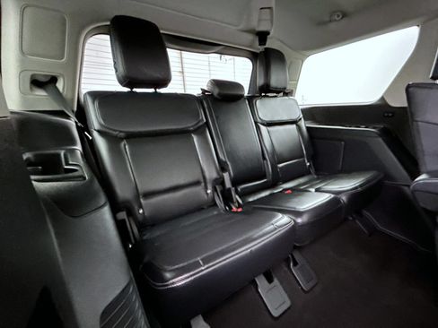 Used 2025 Ford Expedition Platinum AWD/4WD image 20