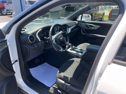 Used 2019 Chevrolet Blazer LT FWD image 21