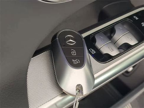 Certified 2026 Mercedes-Benz GLC 300 4MATIC image 35