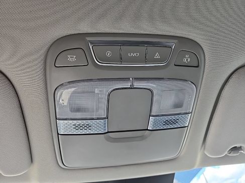 Used 2021 Kia Telluride LX AWD/4WD image 25