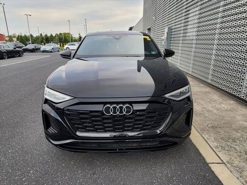 Used 2024 Audi Q8 e-tron Premium Plus w/ Premium Plus Package AWD/4WD image 10