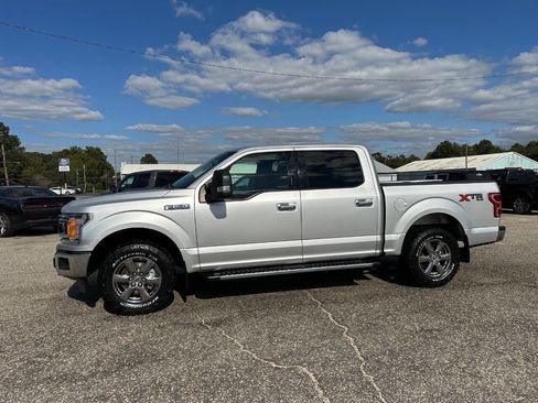 Used 2018 Ford F150 XLT w/ XTR Package image 25