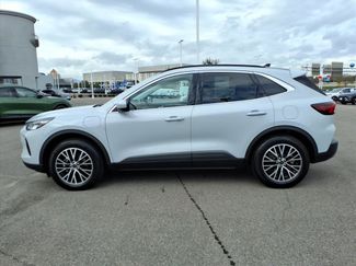 Used 2025 Ford Escape SE FWD video 2