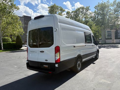 Used 2023 Ford Transit 250 148 High Roof Extended w/ Load Area Protection Package image 7