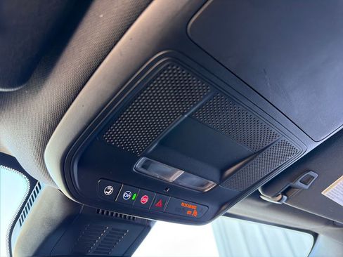 Used 2025 Chevrolet Equinox LT image 30