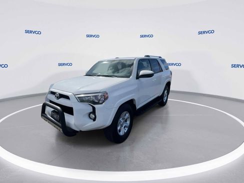 Used 2019 Toyota 4Runner SR5 image 4