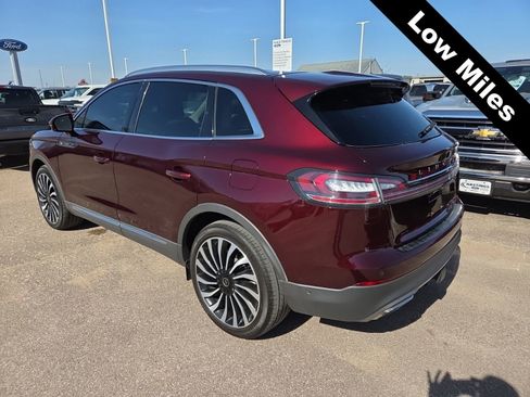 Used 2023 Lincoln Nautilus Black Label w/ Class II Trailer Tow Package AWD/4WD image 3