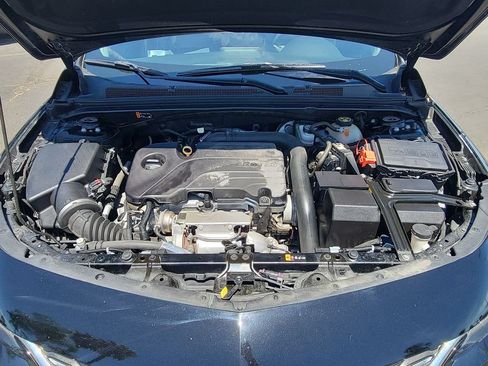 Used 2018 Chevrolet Malibu LT w/ Leather Package FWD image 29