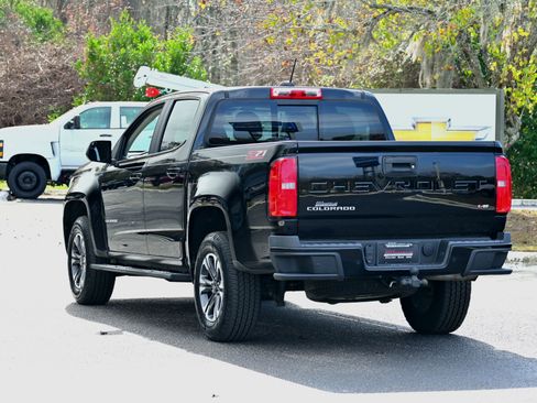 Used 2021 Chevrolet Colorado Z71 w/ Safety Package image 3