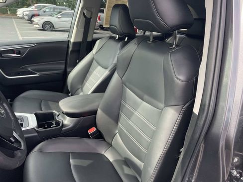 Used 2025 Toyota RAV4 XLE Premium w/ Weather Package AWD/4WD image 26