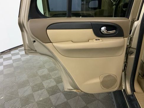 Used 2004 GMC Envoy SLE AWD/4WD image 28
