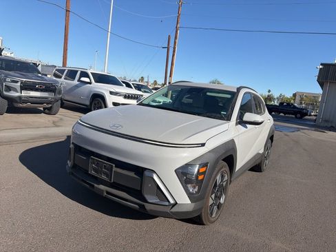Used 2024 Hyundai Kona SEL image 5