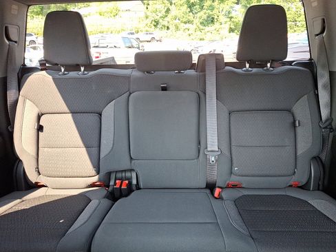 Used 2021 Chevrolet Silverado 1500 RST image 19