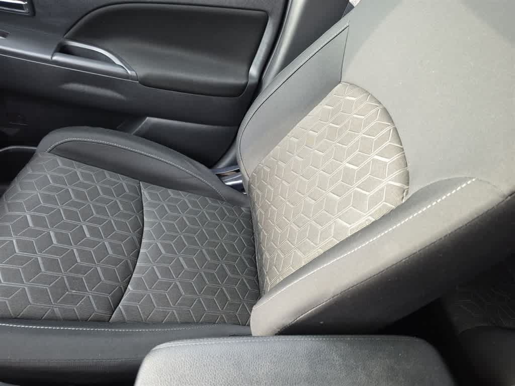 Used 2024 Mitsubishi Outlander Sport ES AWD/4WD image 25