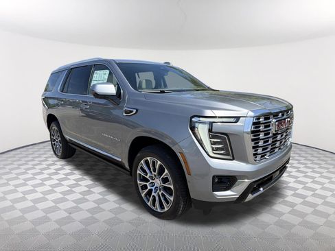 New 2026 GMC Yukon Denali w/ Sun & Power Step Package image 3