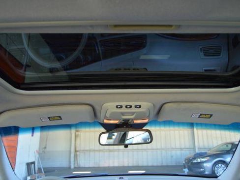 Used 2005 Volvo XC70 AWD/4WD image 24