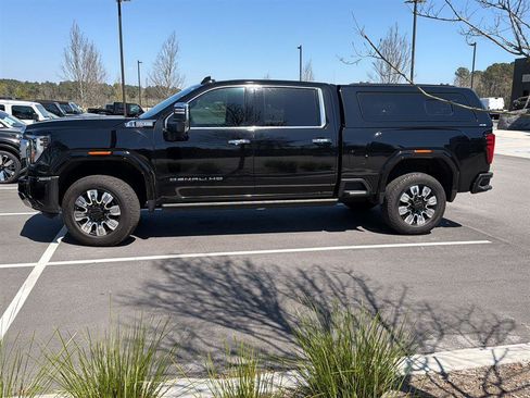 Used 2024 GMC Sierra 2500 Denali w/ Denali Reserve Package image 12