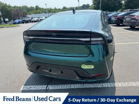 Used 2025 Toyota Prius Plug-In Hybrid FWD image 10
