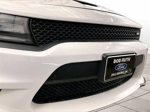 Used 2015 Dodge Charger SRT w/ Harman/Kardon Audio Group RWD image 30