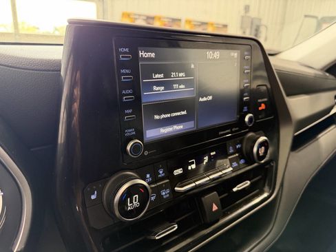 Used 2022 Toyota Highlander XLE AWD/4WD image 58