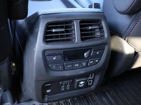 Used 2021 Honda Pilot Black Edition image 11