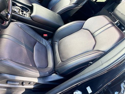 Used 2025 Honda Pilot Black Edition image 20