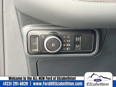 New 2026 Ford Explorer Active w/ Active Comfort Package image 25