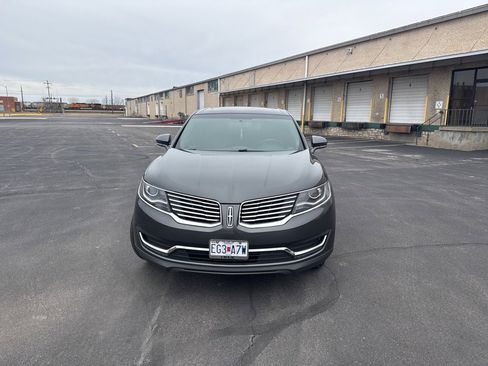 Used 2018 Lincoln MKX Reserve image 2