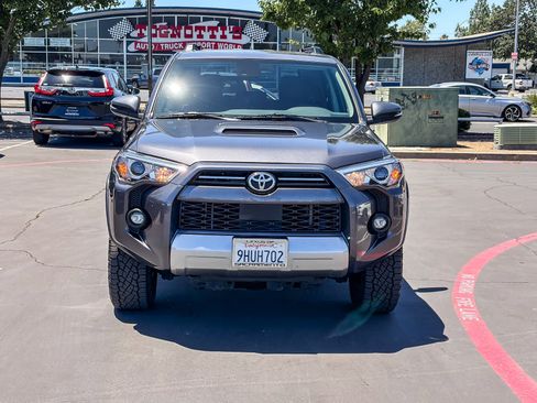Used 2023 Toyota 4Runner TRD Off-Road Premium w/ Moonroof Package AWD/4WD image 6